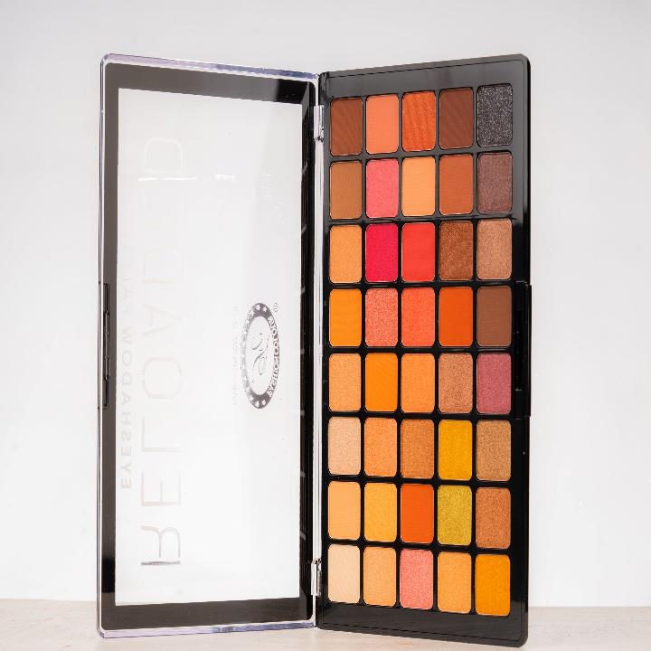 Fashion Colour Platinum Reloaded Eyeshadow Palette